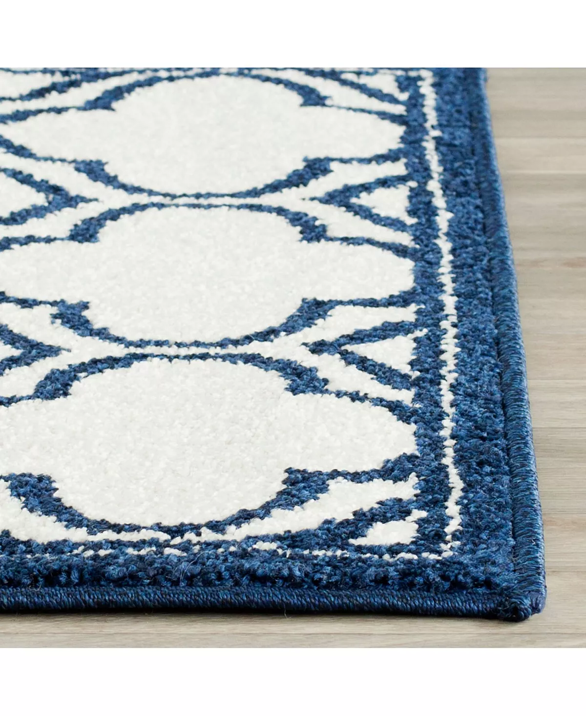 Safavieh Amherst Ivory And Navy 2'3 X 9' Runner Area Rug