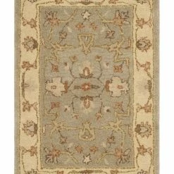 Safavieh Antiquity At62 Silver 2' X 3' Area Rug